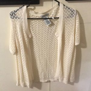 White stag short sleeve white sweater